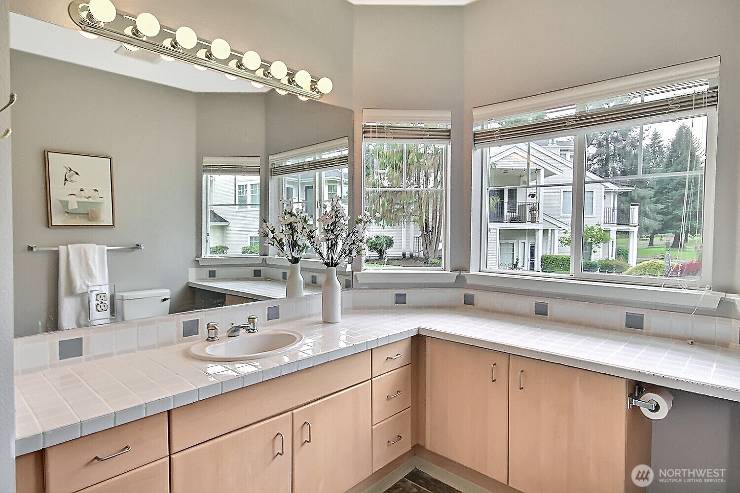 4714 Fairwood Boulevard NE Unit: 605
