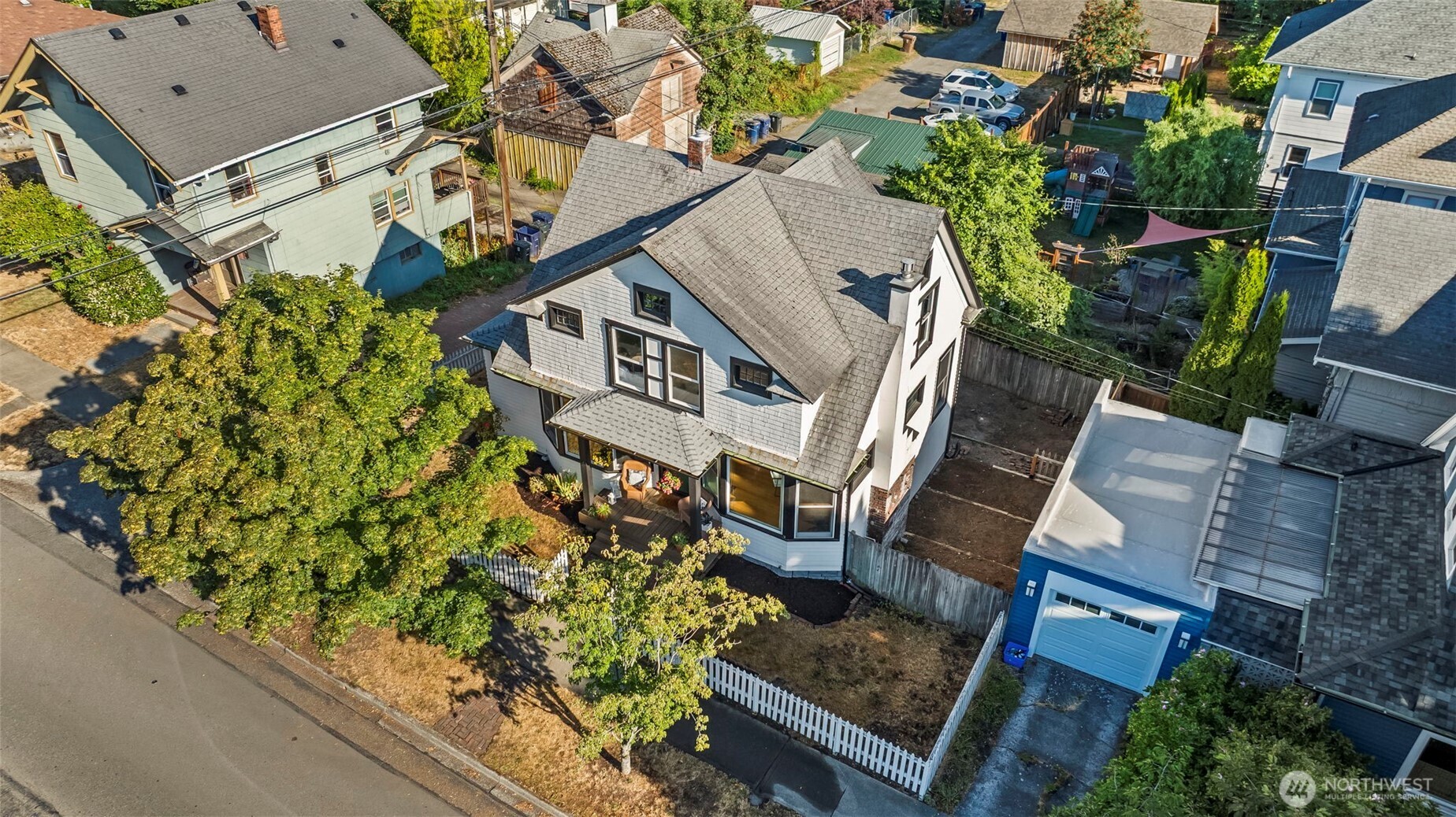 1507 S 9th Street