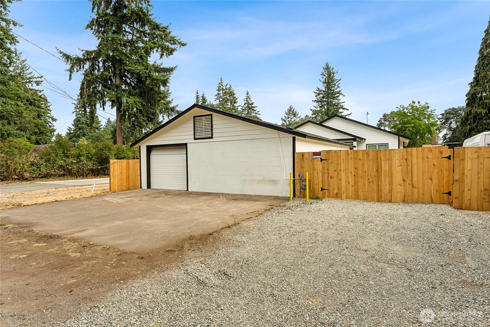 9821 Veterans Drive SW