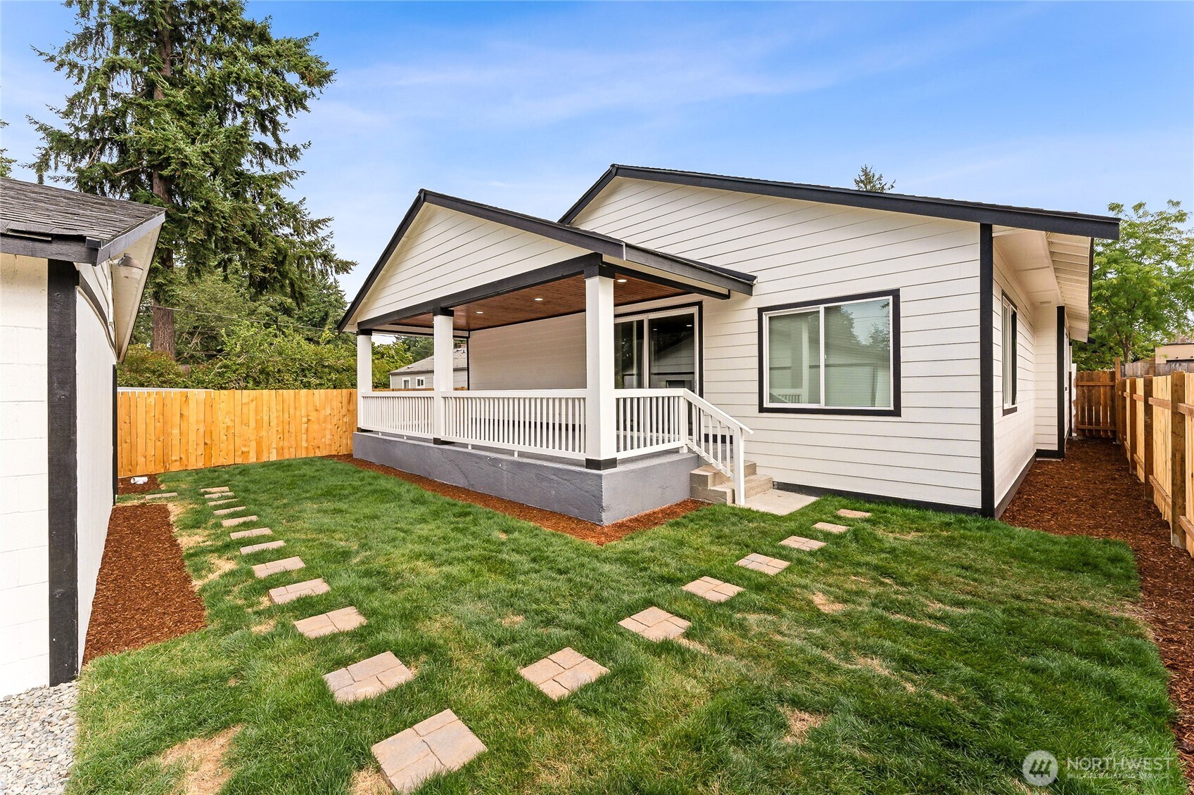 9821 Veterans Drive SW