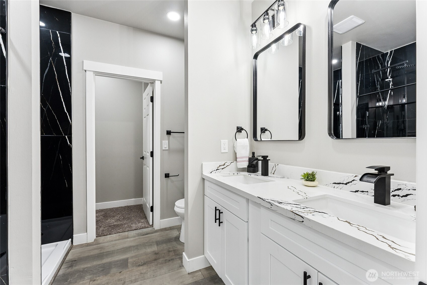 9821 Veterans Drive SW