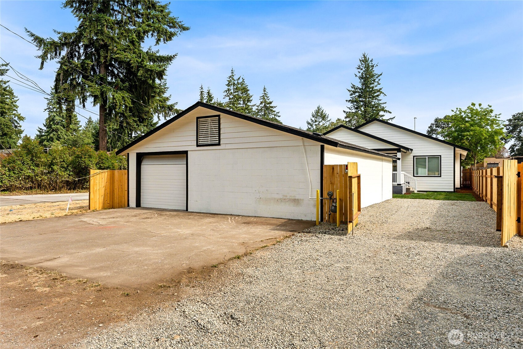 9821 Veterans Drive SW