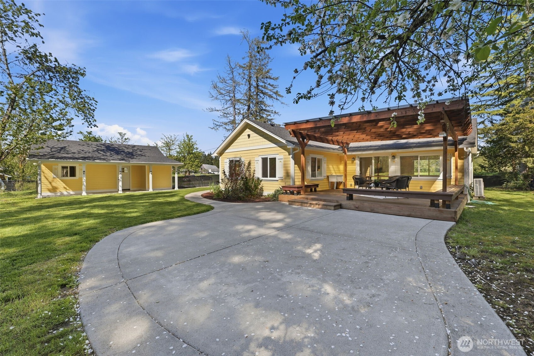6941 NE Libby Road