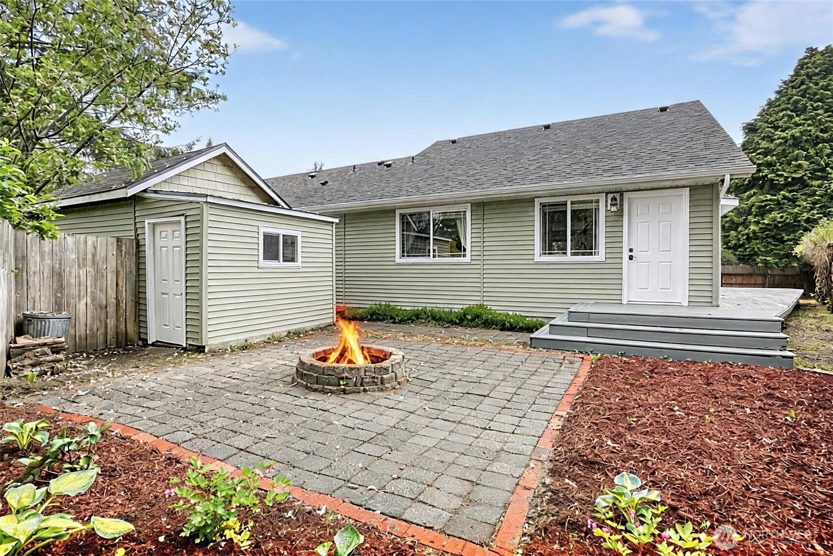 159 Polaris Boulevard SW