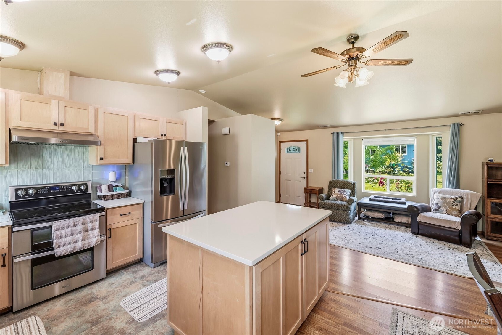 918 Celery Avenue