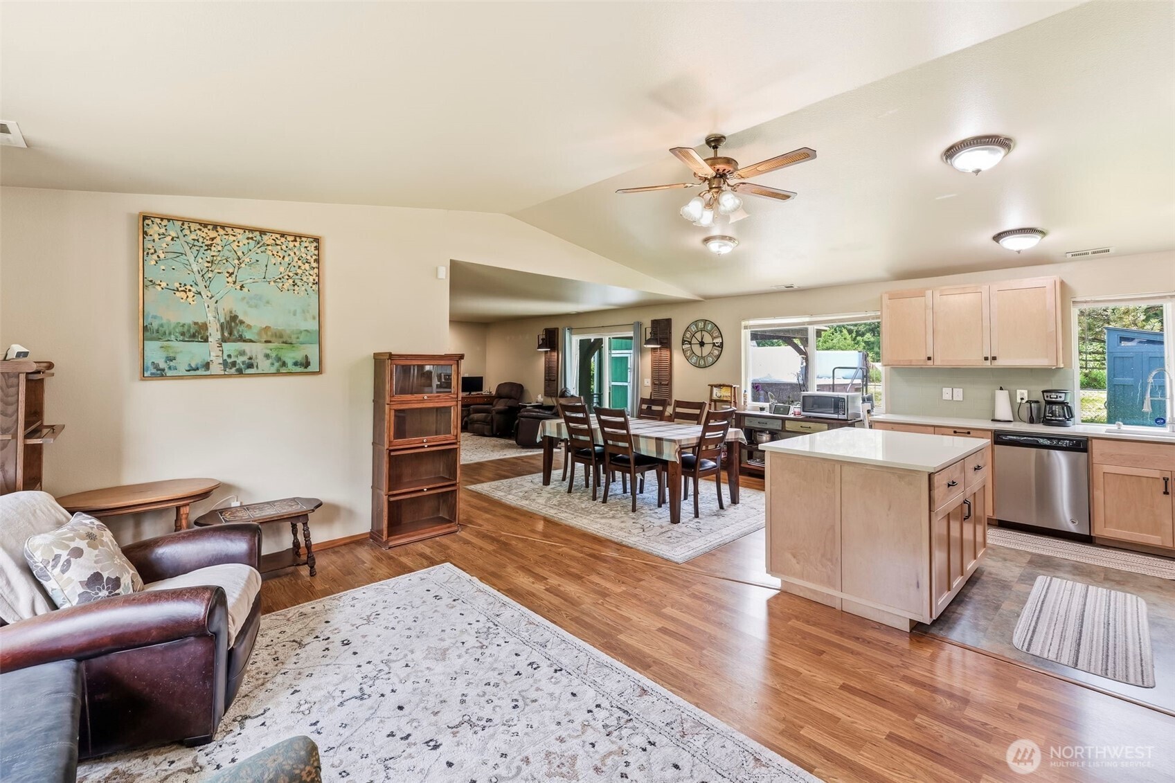 918 Celery Avenue