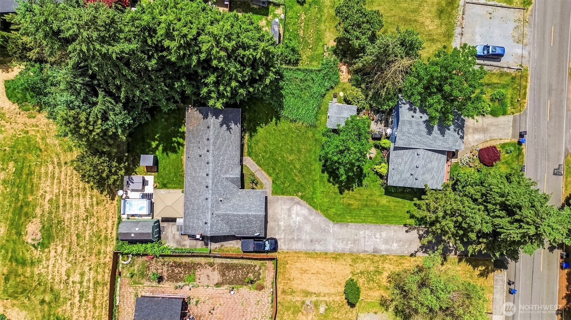918 Celery Avenue