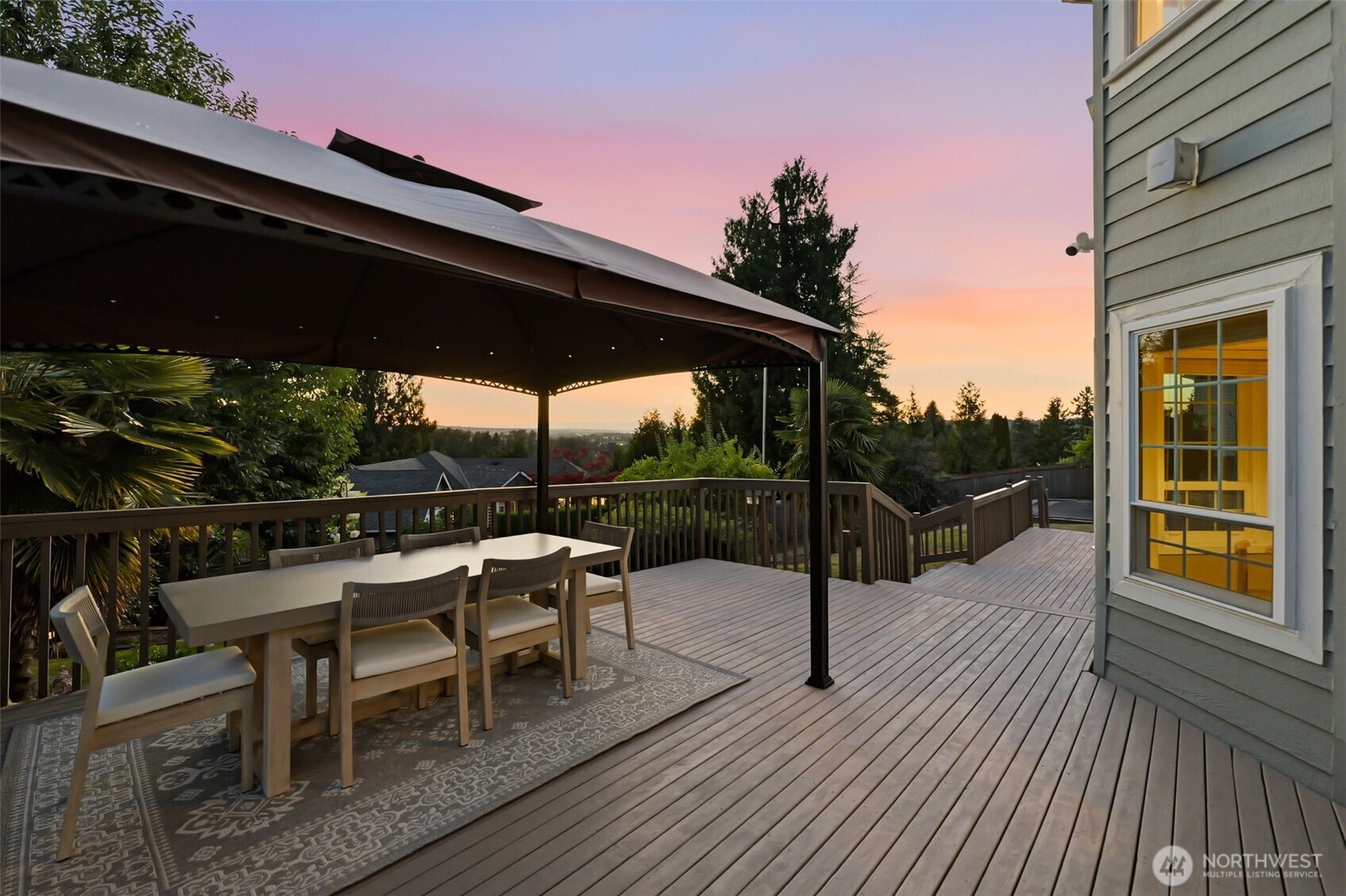 1404 Amber Boulevard SE