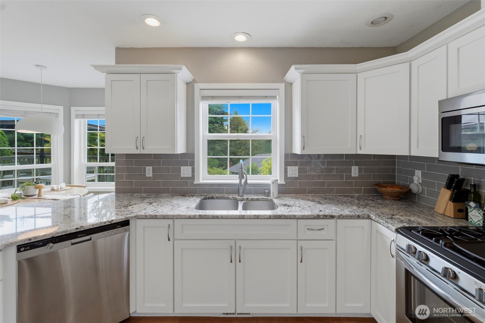 1404 Amber Boulevard SE