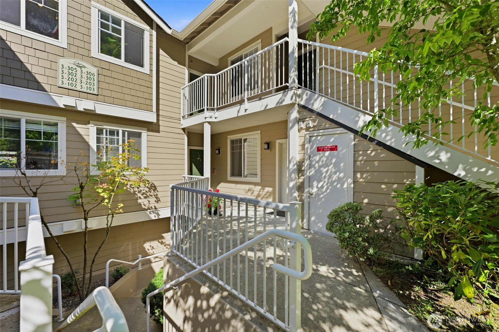 3500 E Lake Sammamish Parkway SE Unit: 3-103