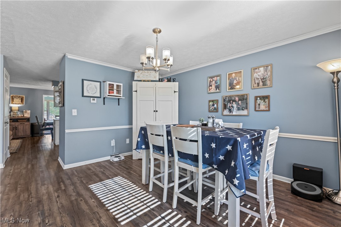 4216 Meadow Wood Lane
