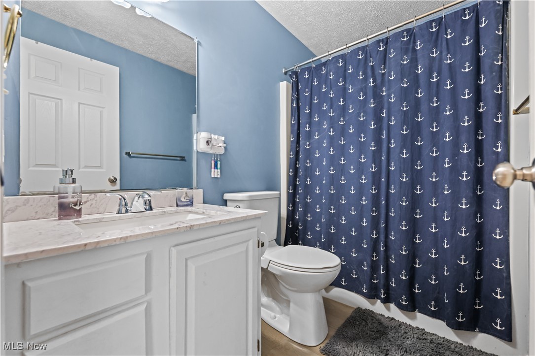 4216 Meadow Wood Lane