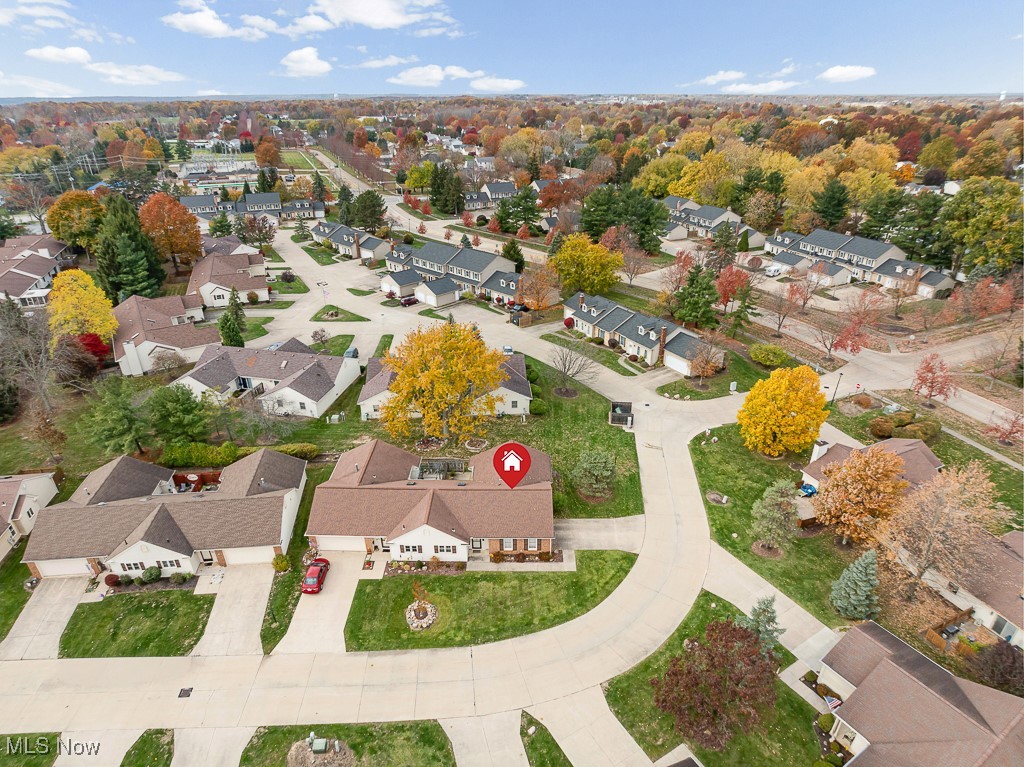 1033 Northford Court