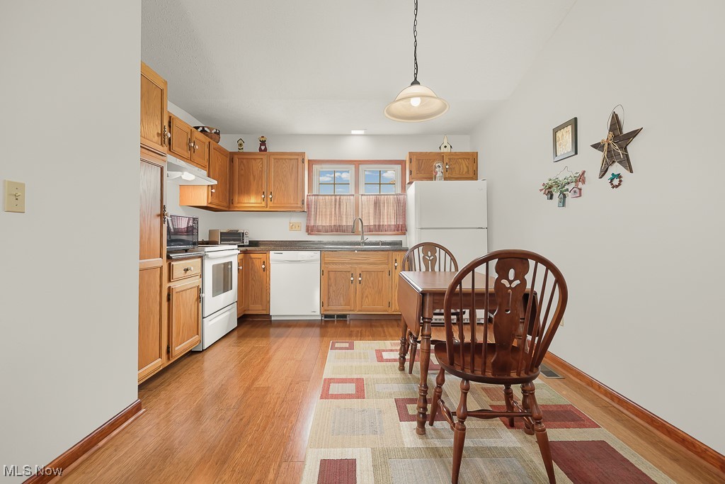 1033 Northford Court