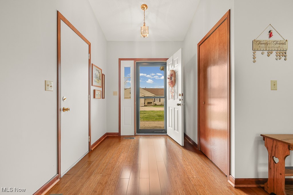 1033 Northford Court