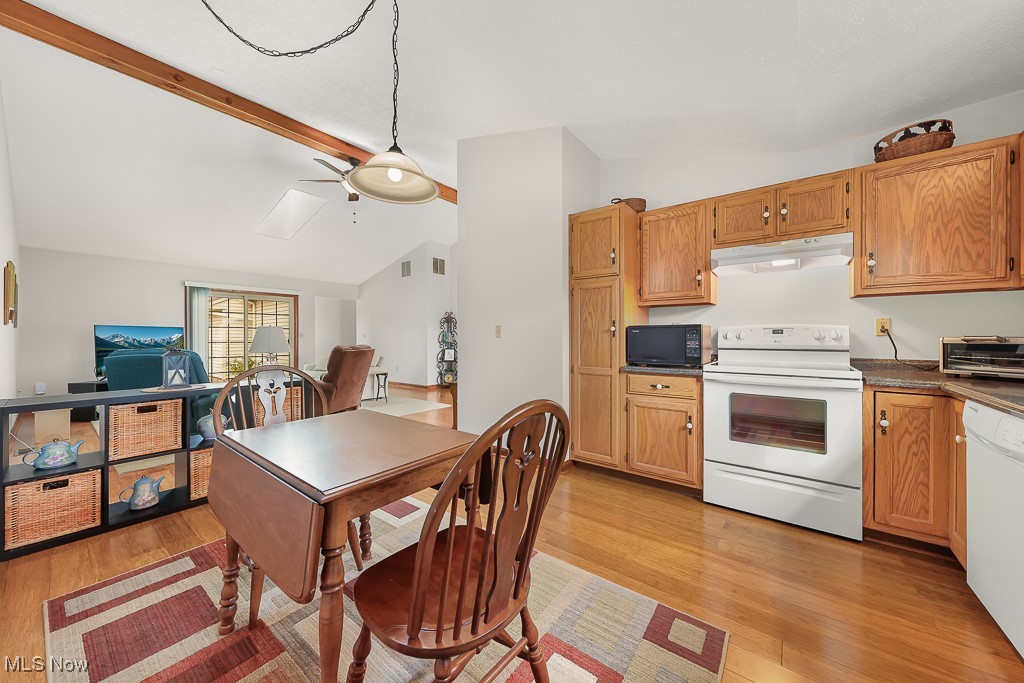 1033 Northford Court