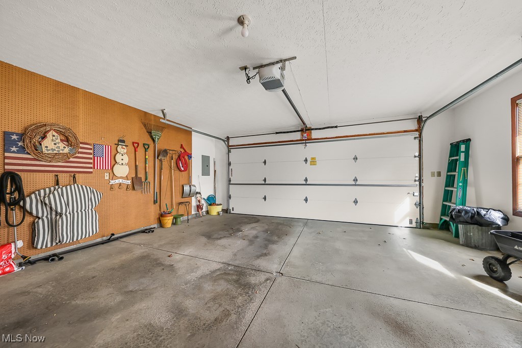 1033 Northford Court