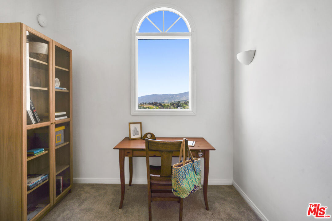 29355 Heathercliff Rd Unit: GuestHouse