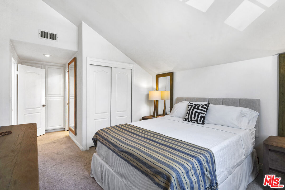 29355 Heathercliff Rd Unit: GuestHouse