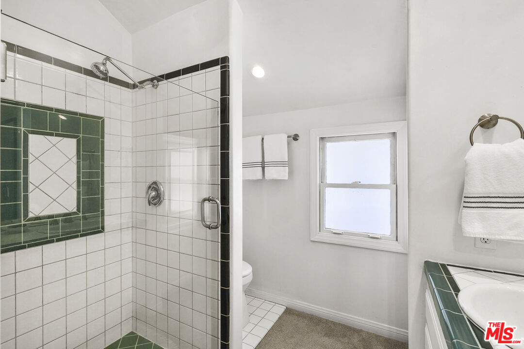 29355 Heathercliff Rd Unit: GuestHouse