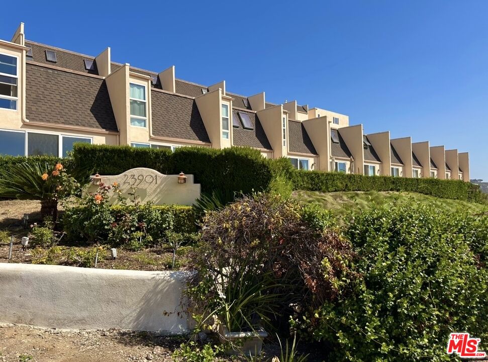 23901 Civic Center Way Unit: B110