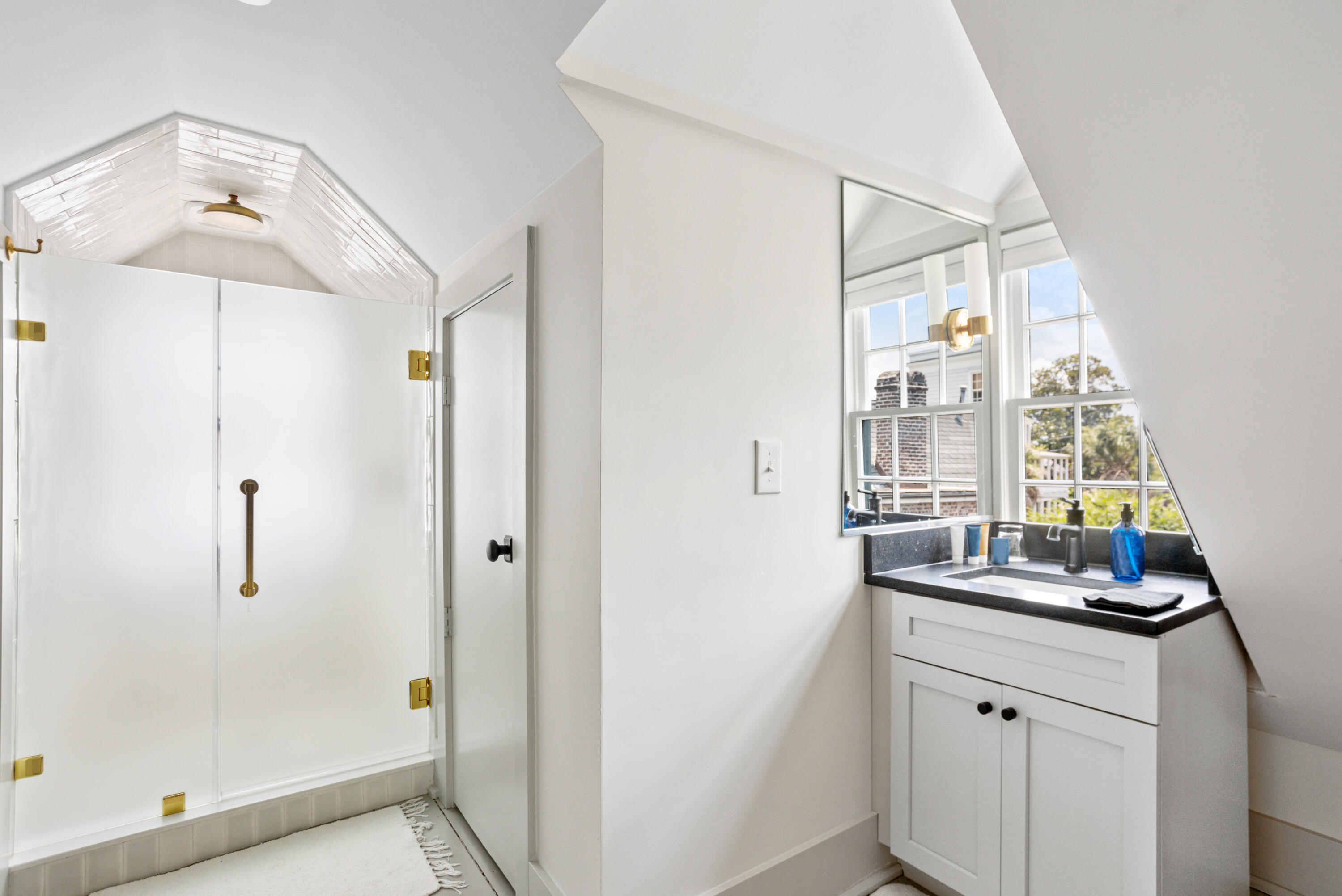 5 & 5 1/2 Alexander Street