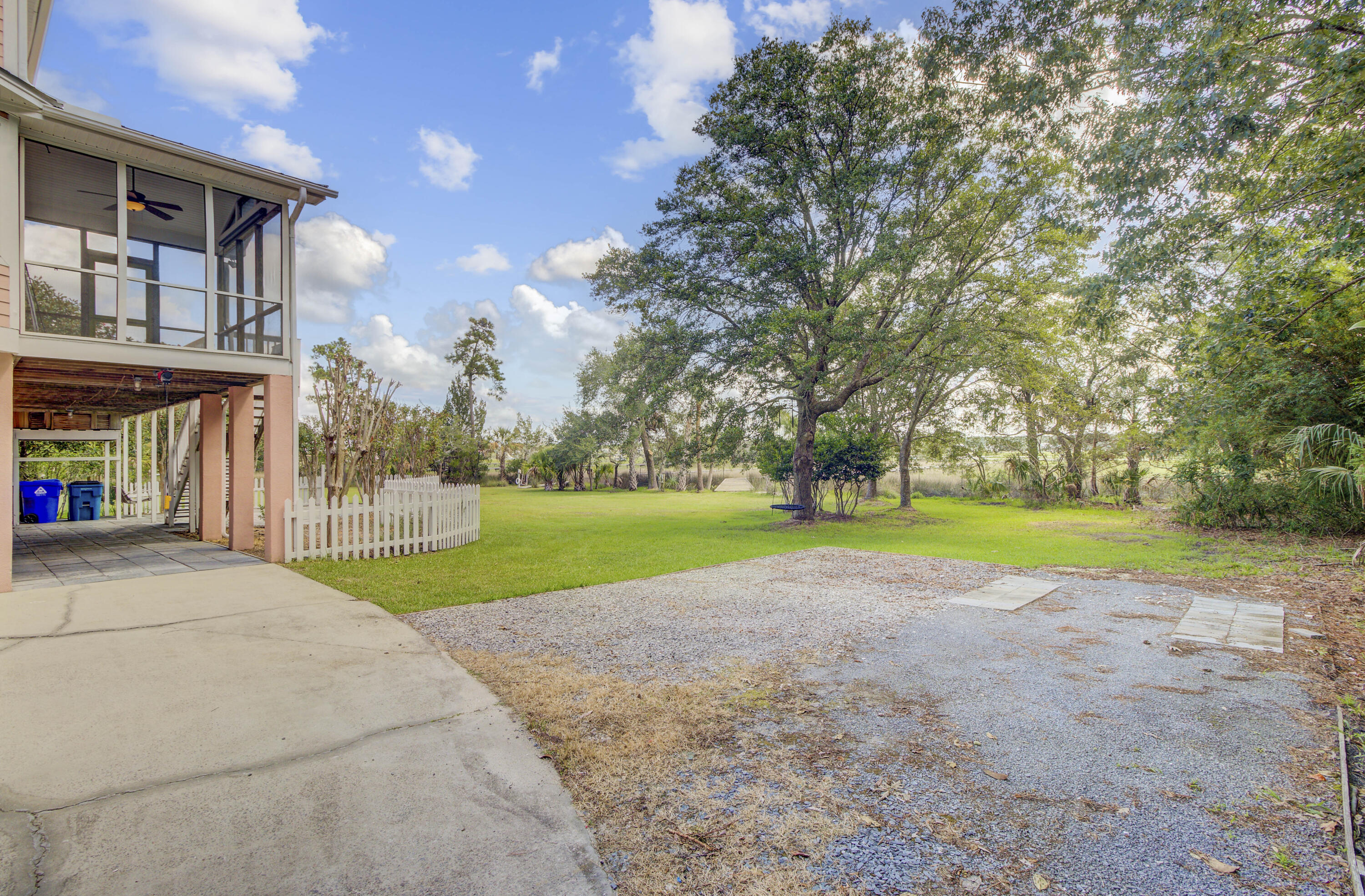 470 Commonwealth Road
