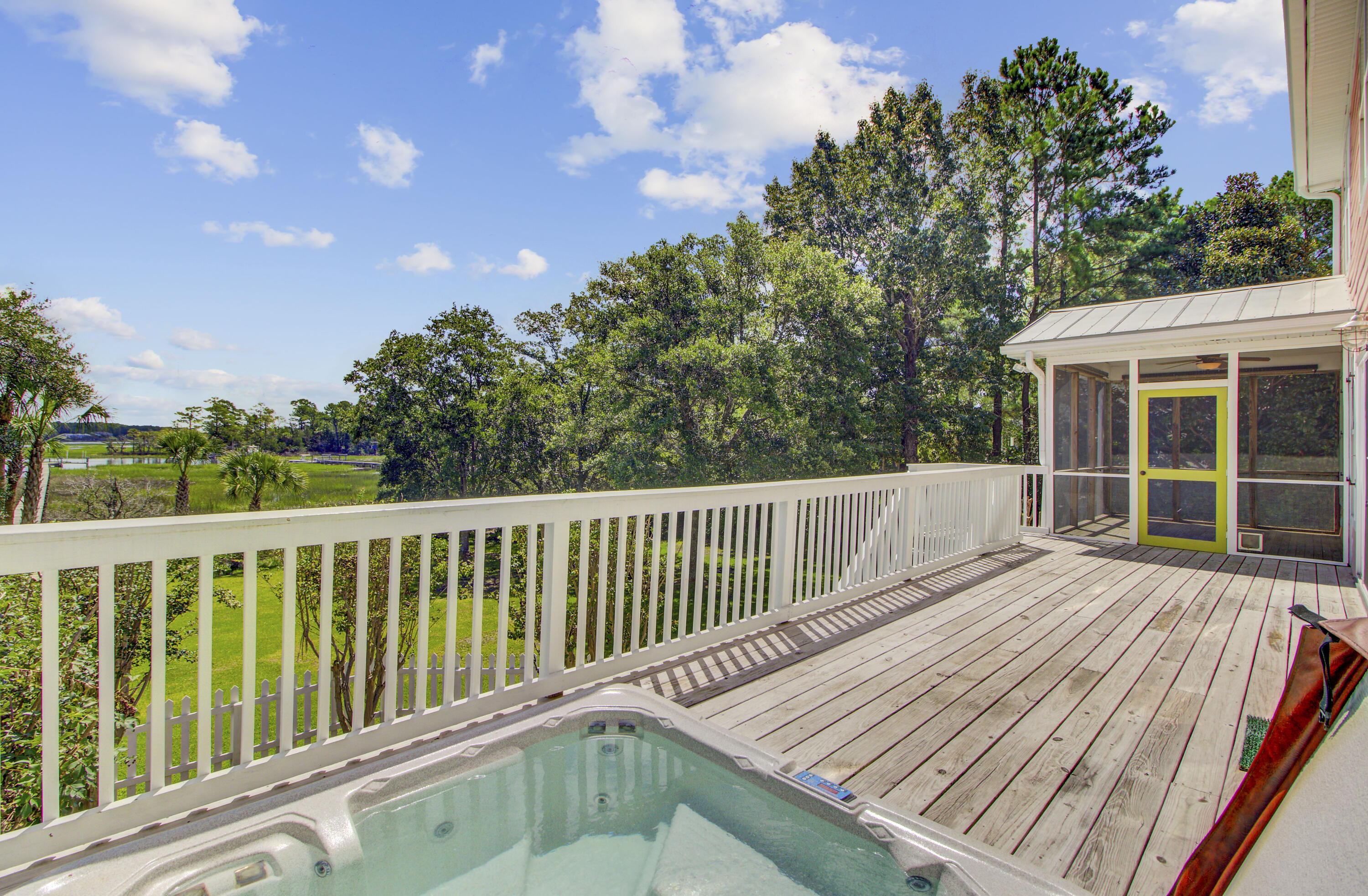 470 Commonwealth Road
