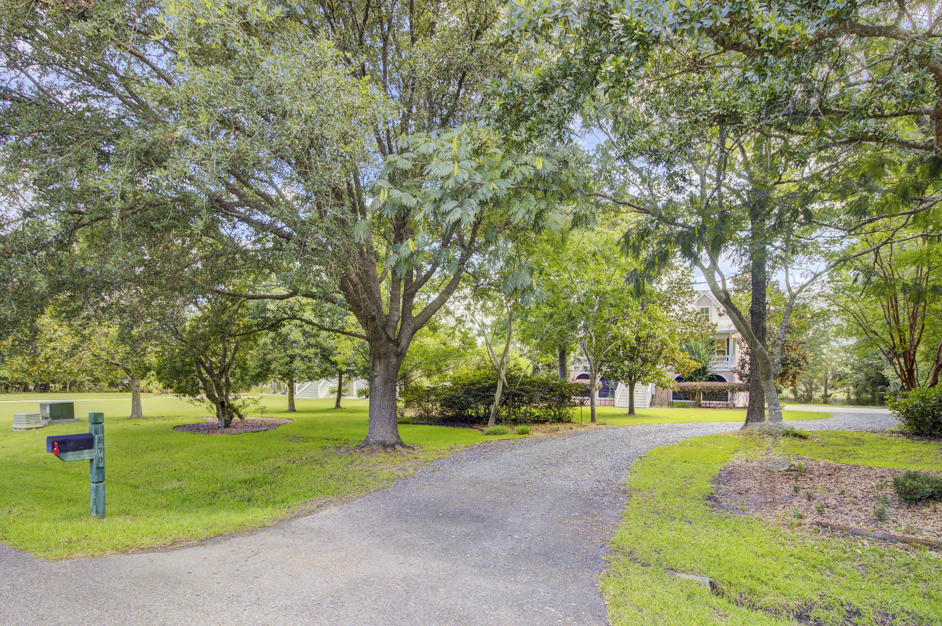 470 Commonwealth Road