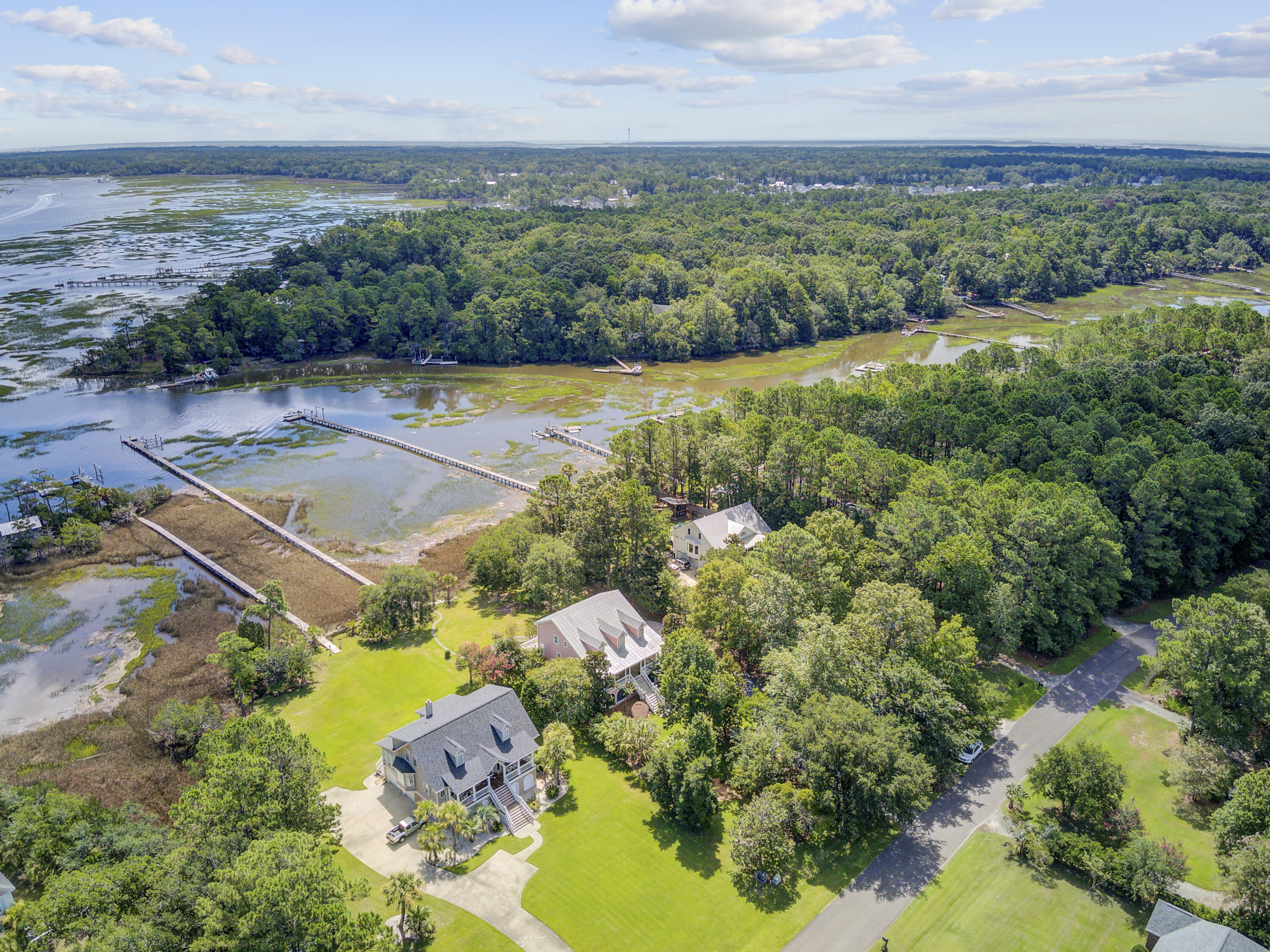 470 Commonwealth Road