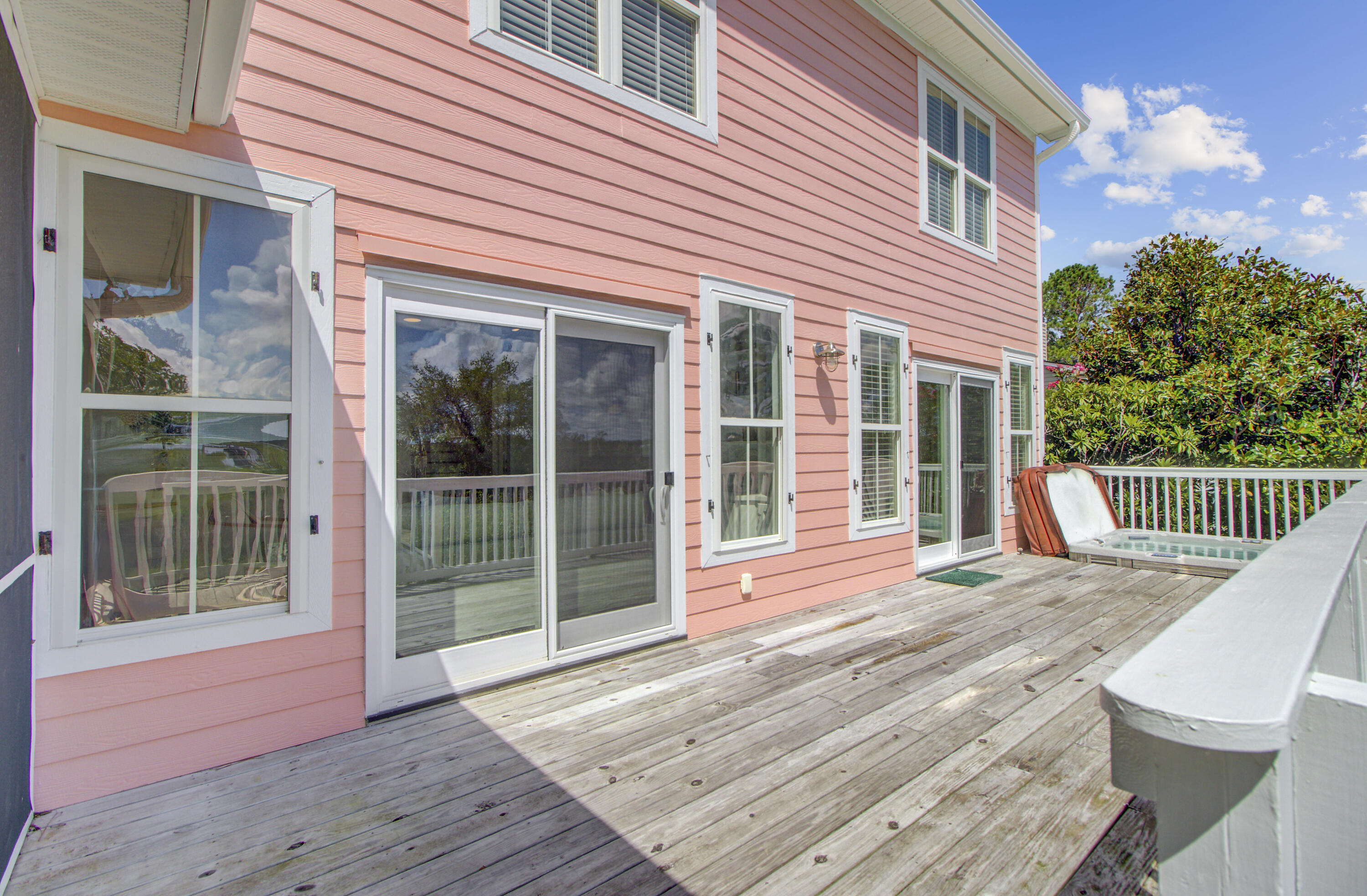 470 Commonwealth Road