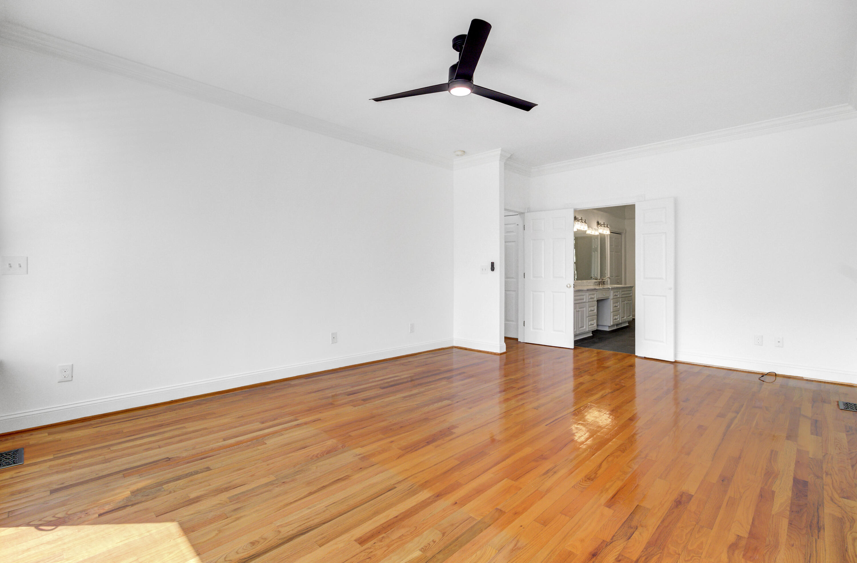 470 Commonwealth Road