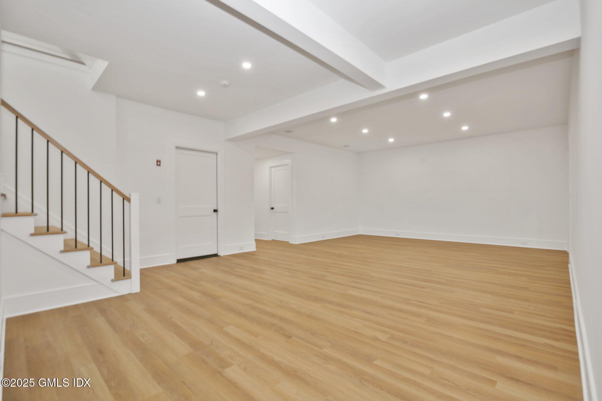 8 Fado Lane