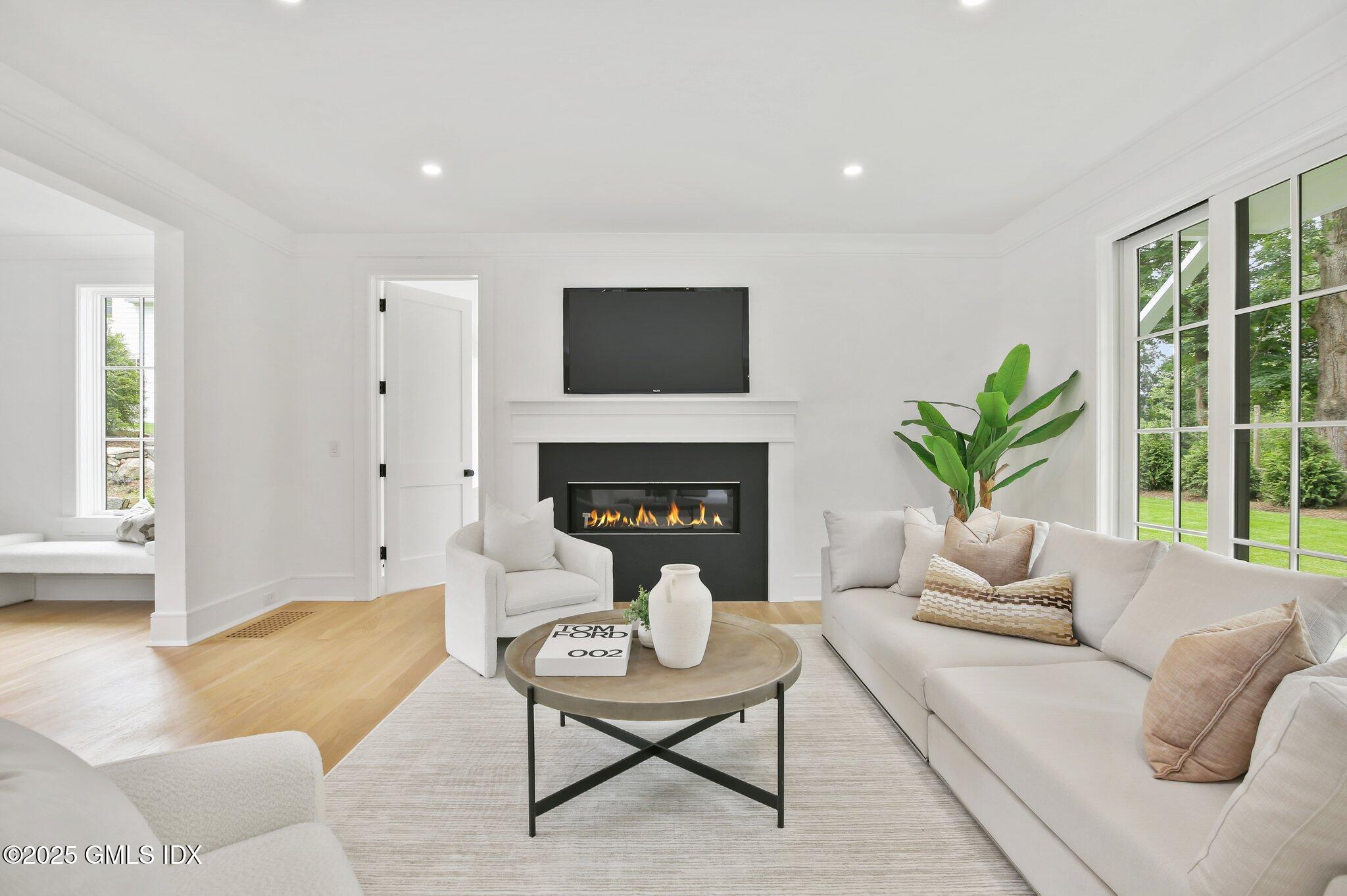 8 Fado Lane