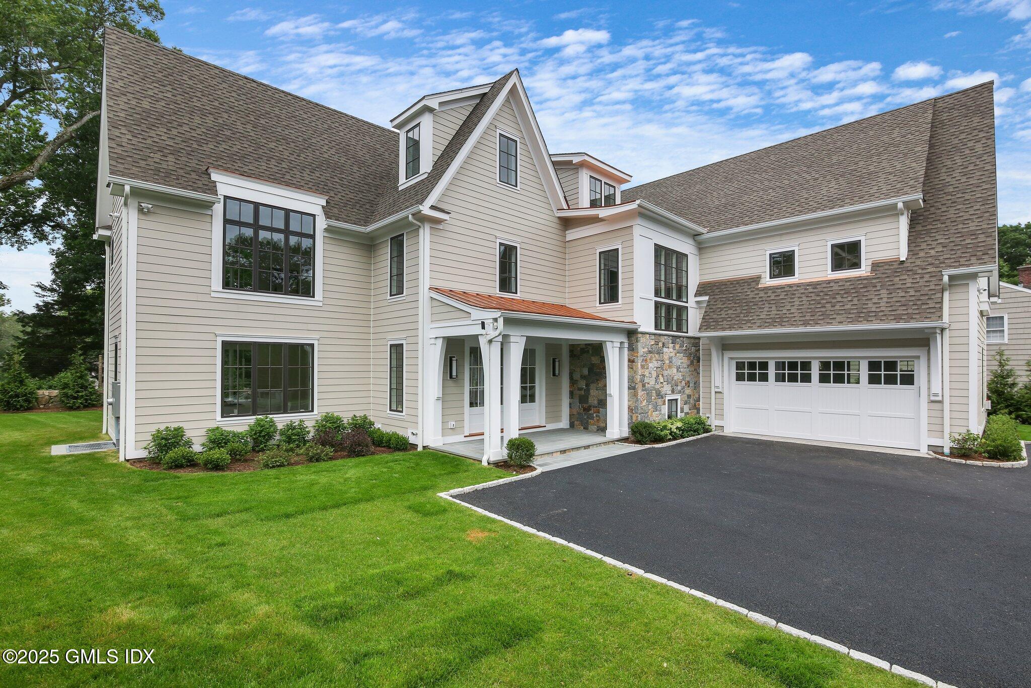 8 Fado Lane