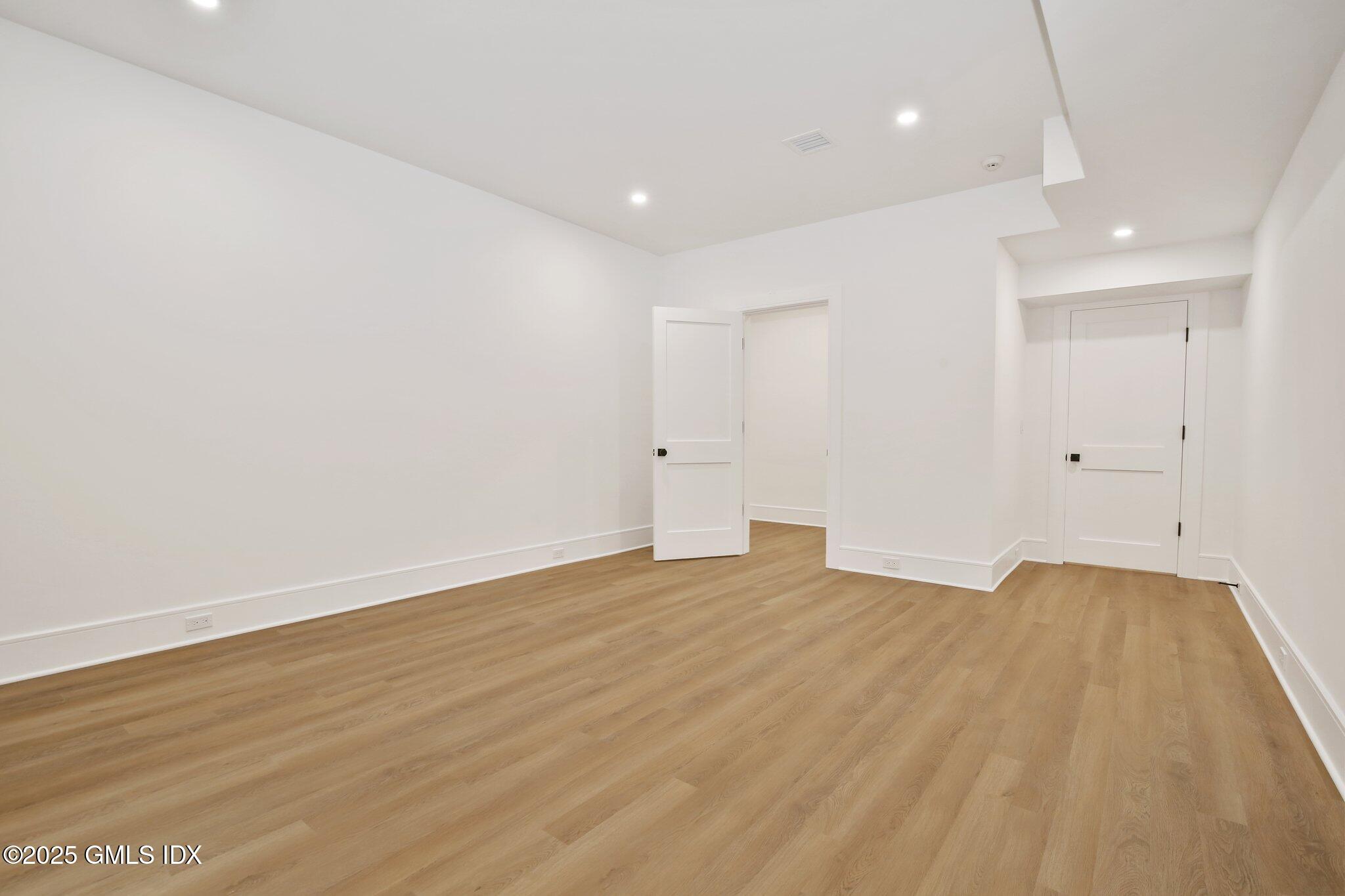 8 Fado Lane