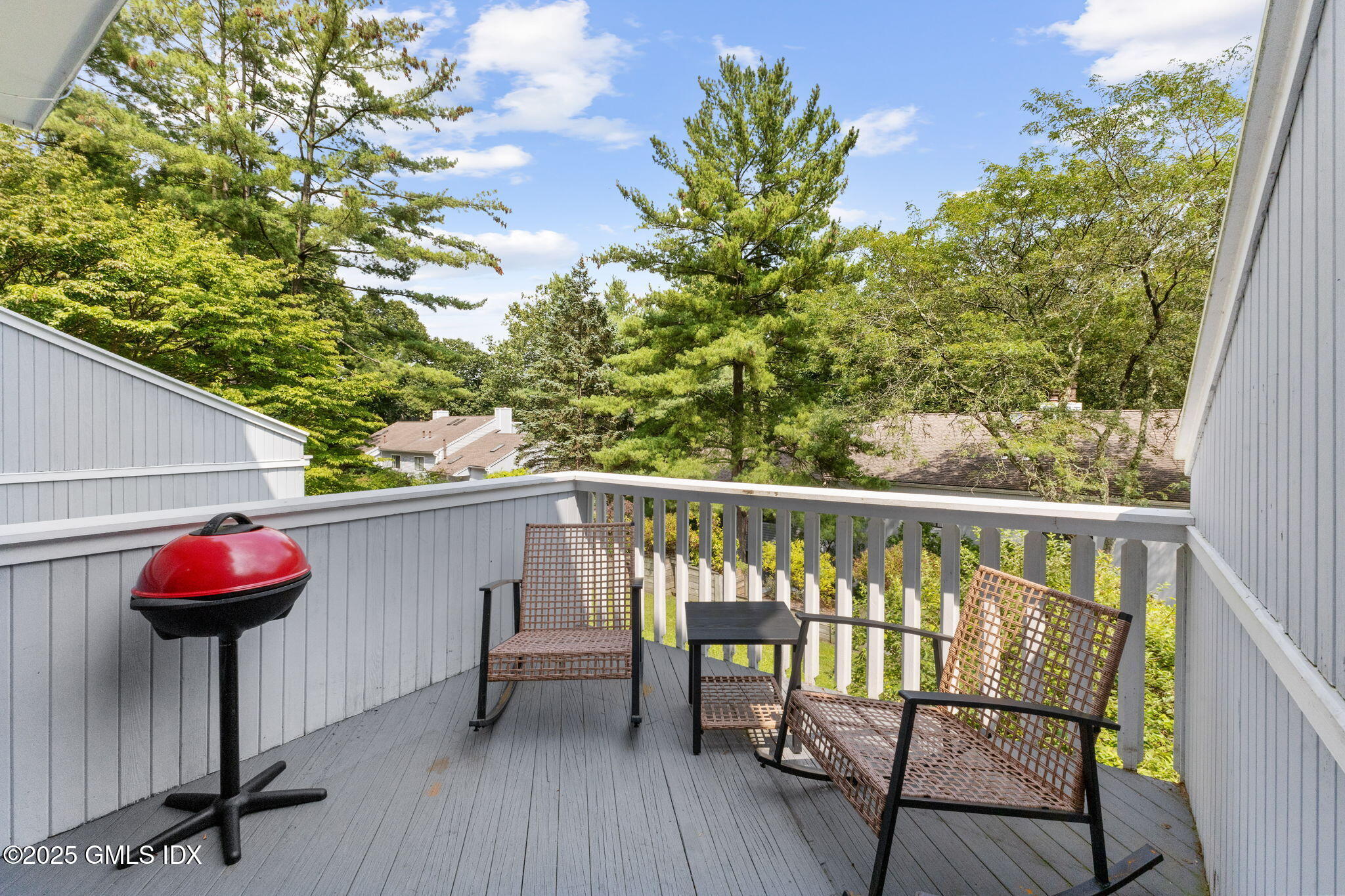 104 W River, 104