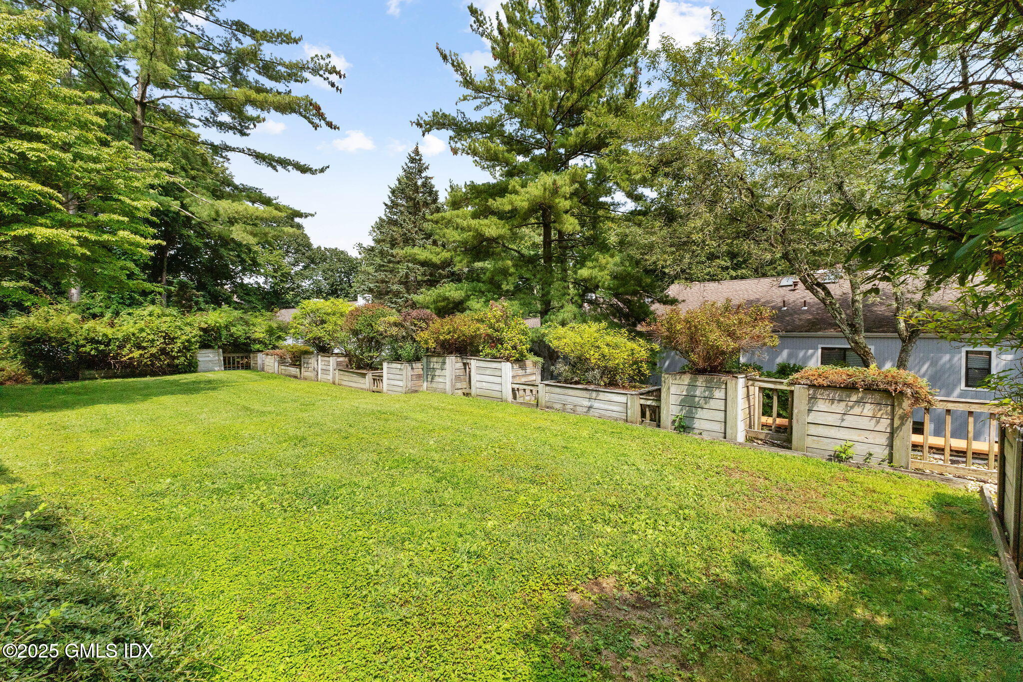 104 W River, 104