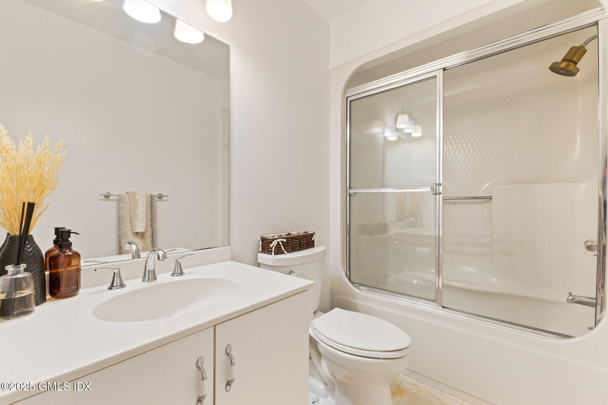 104 W River, 104