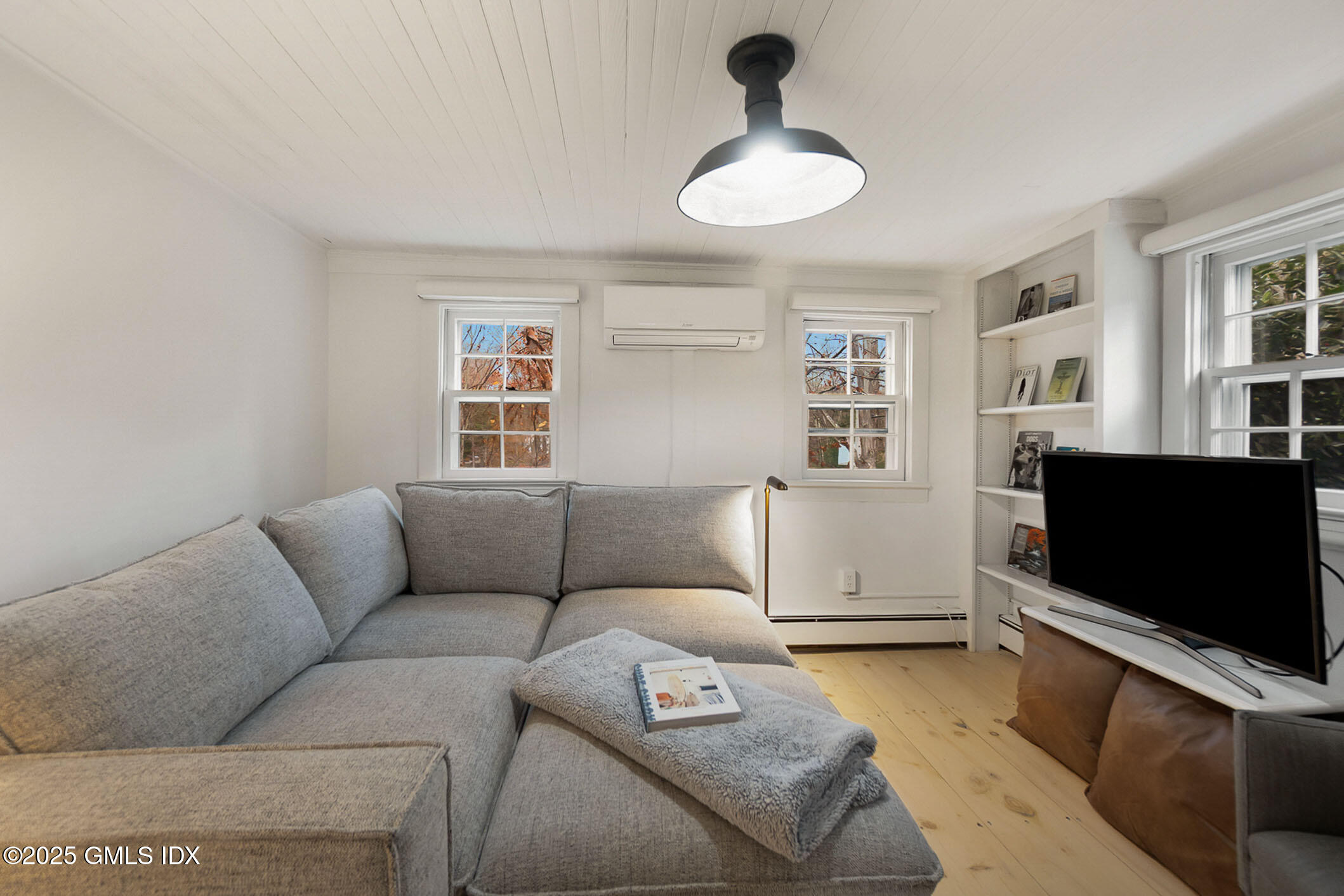 45 Burying Hill Road Cottage