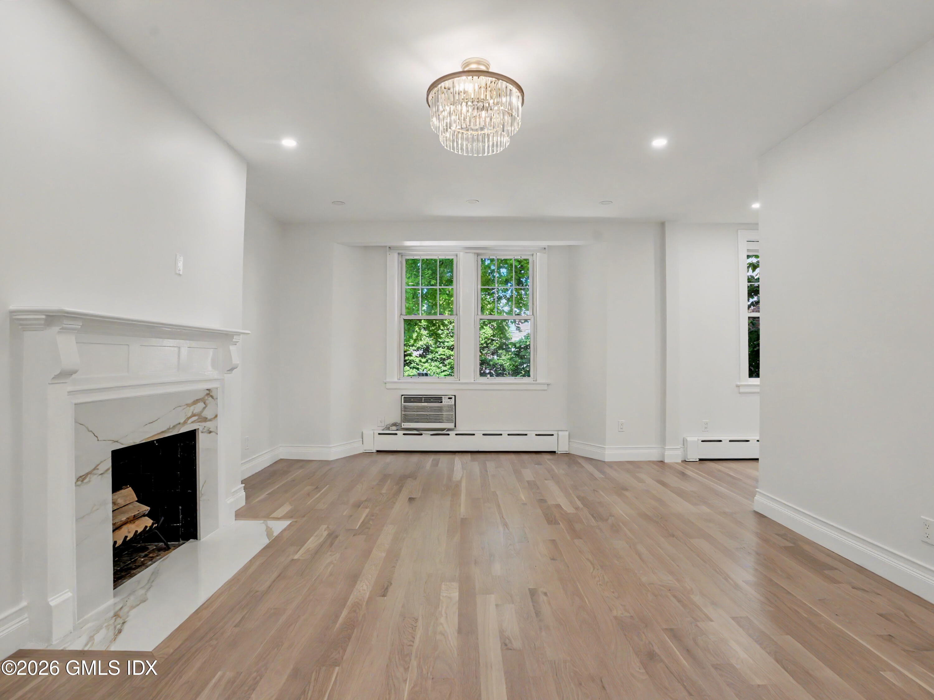 169 Mason Street APT 1G