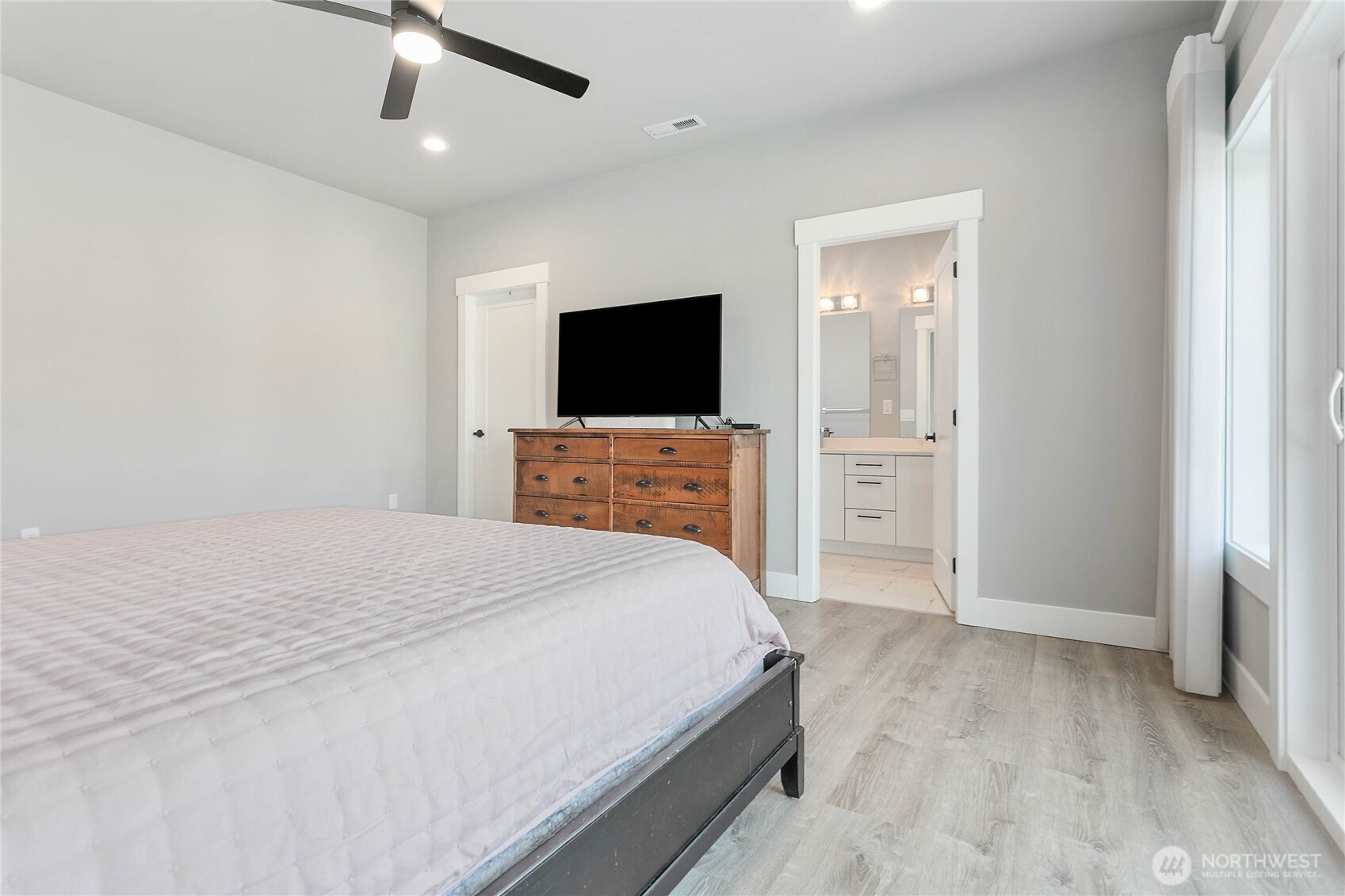 6209 Fernridge Court