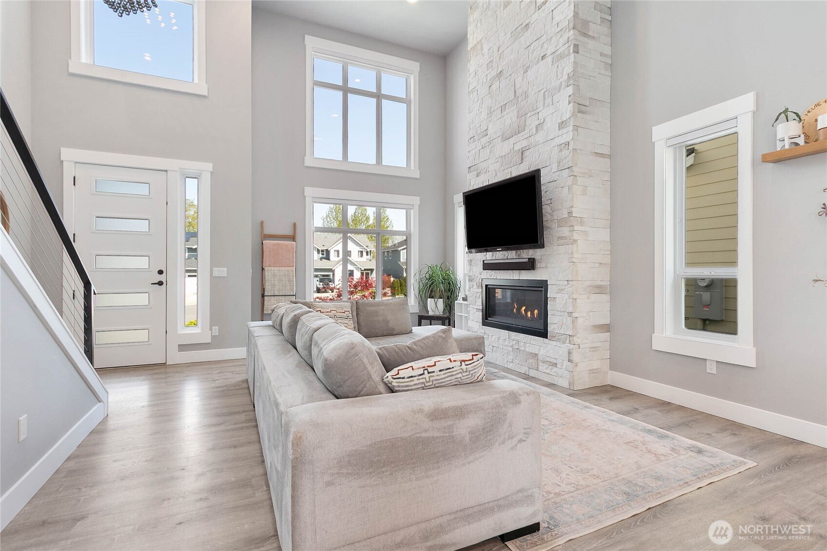 6209 Fernridge Court
