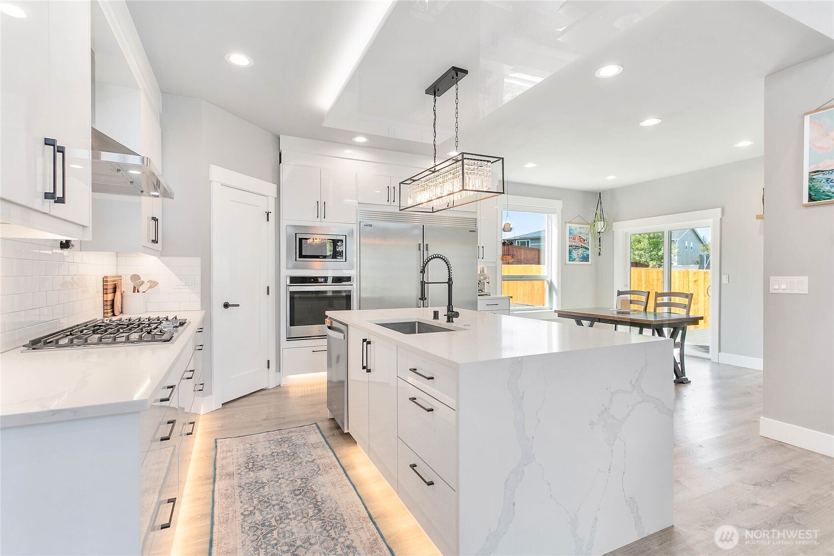 6209 Fernridge Court