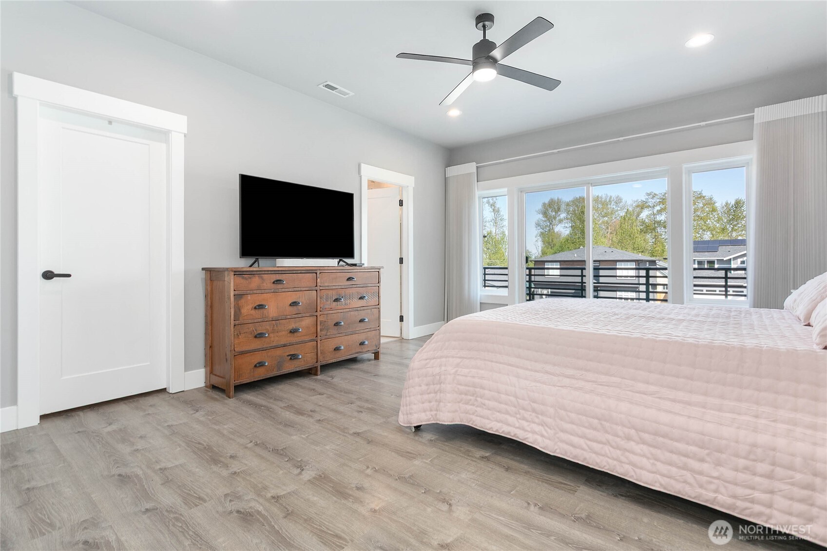 6209 Fernridge Court