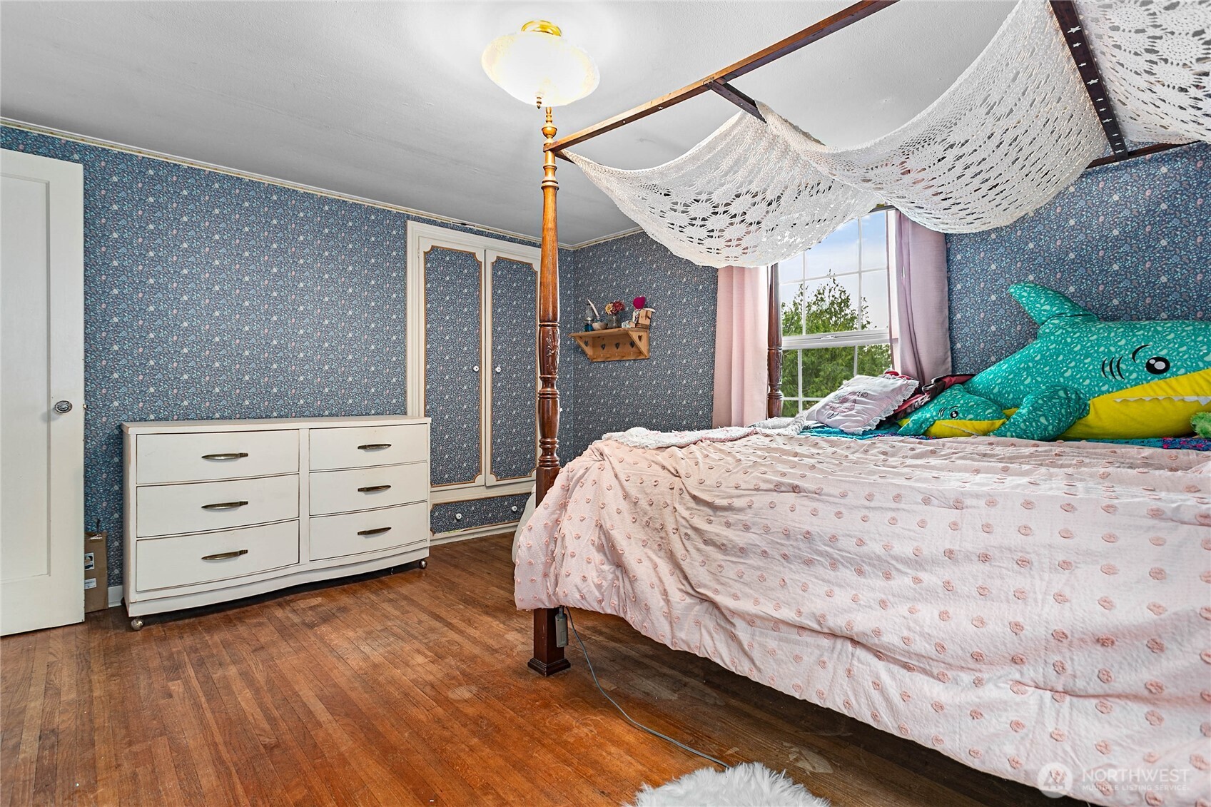 5956 Guide Meridian