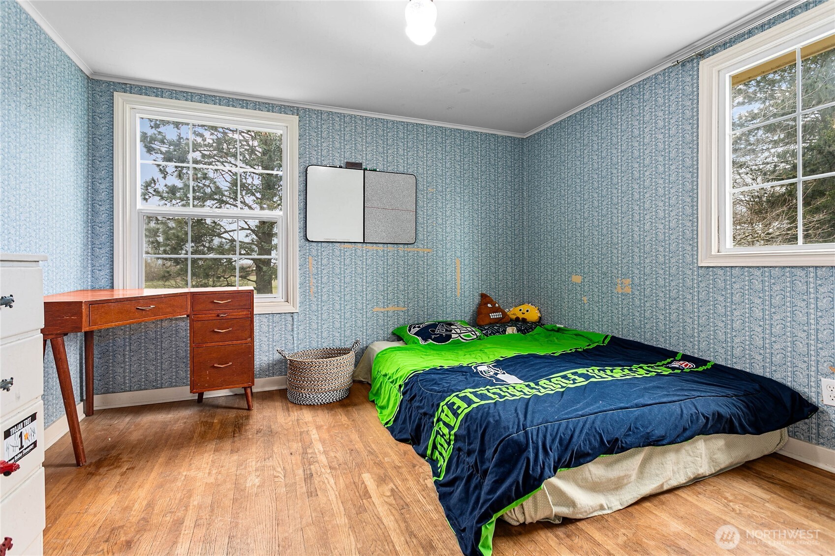 5956 Guide Meridian