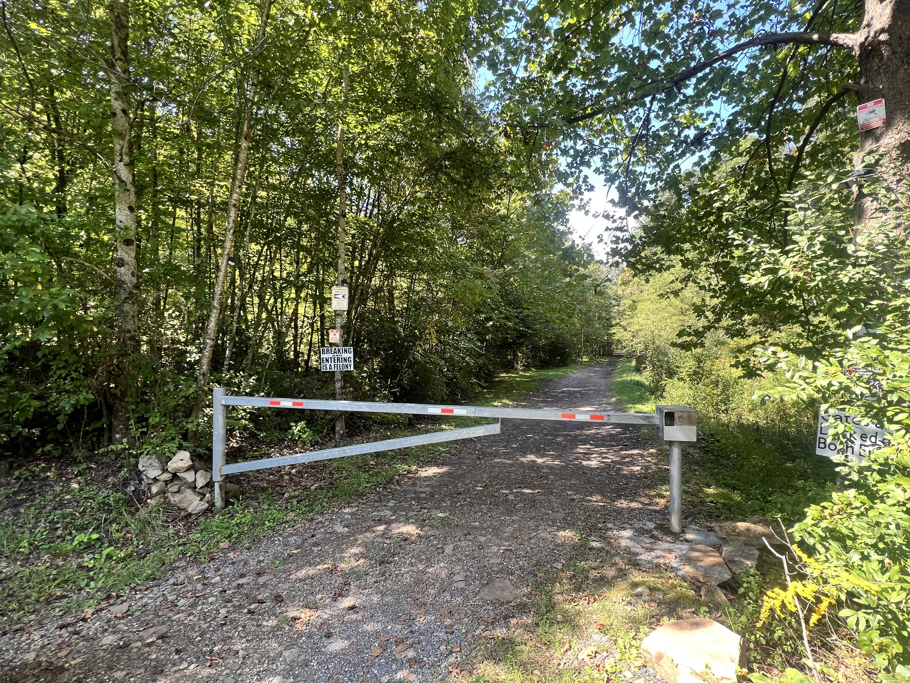 Marybill/ Curtain R/R