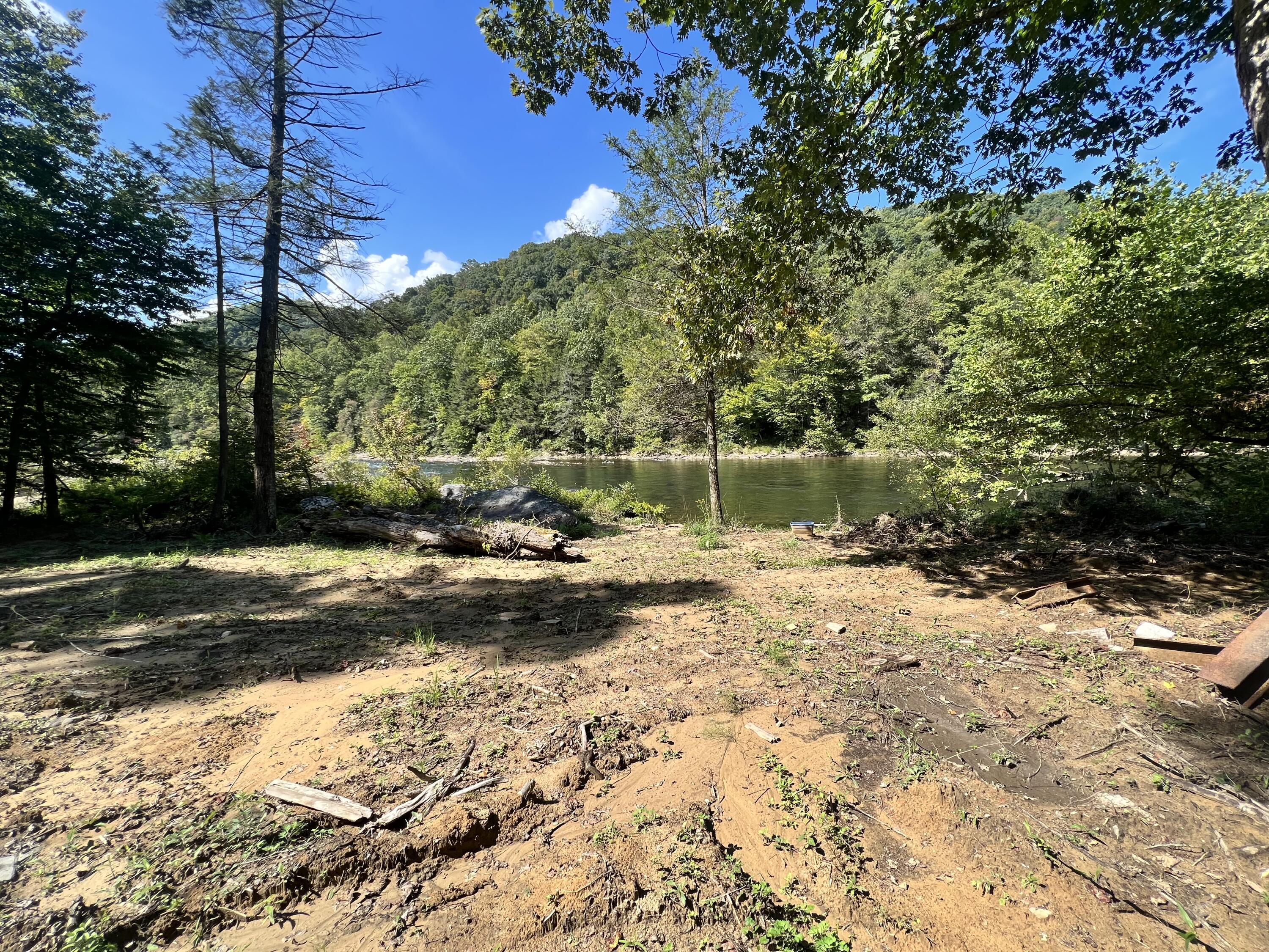 Marybill/ Curtain R/R