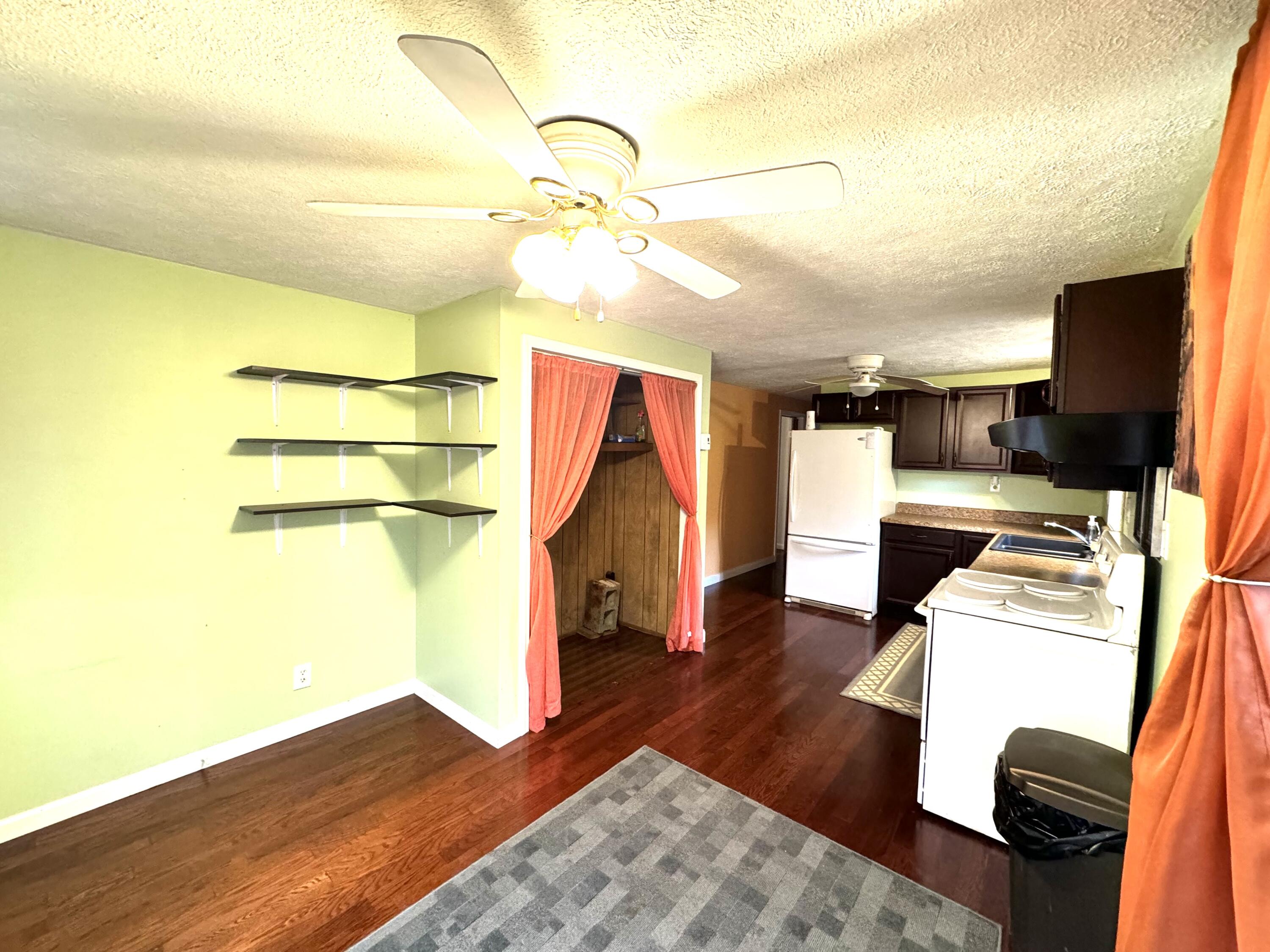 225 Charmco Baptist Church Rd